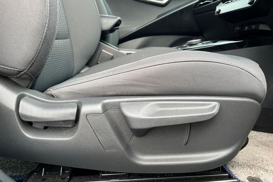 Kia NIRO Photo autoimg-aac9a6a0a1d3a94a5597a498d8ce12de80bcf5ba.jpg
