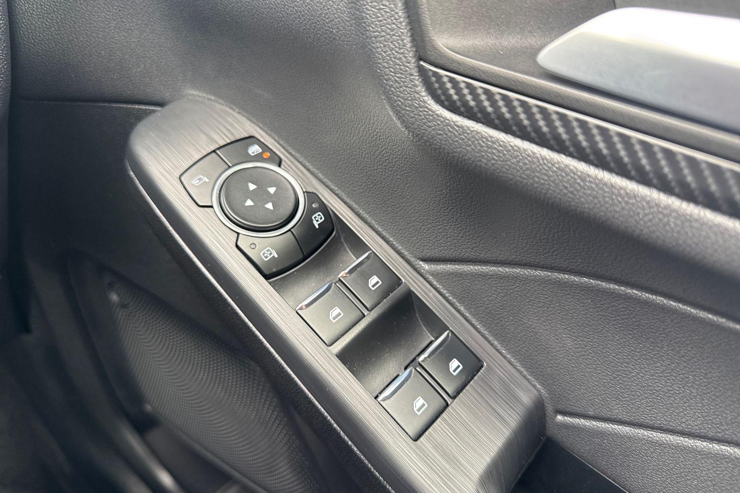 Ford KUGA Photo 15
