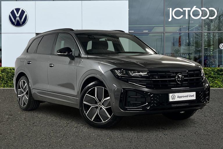 Used 2025 VOLKSWAGEN Touareg Black Edition 3.0 TDI 4MOTION 286 PS 8-Speed Tiptronic 5 Door Silicon Grey at JCT600