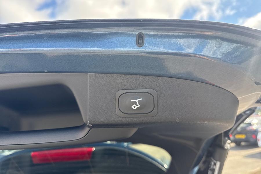 Ford FOCUS Photo autoimg-aad3471e7e3fa77ecd45938b25aea86f03625c3e.jpg