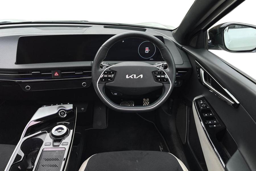Kia EV6 Photo autoimg-aad5083bc8667bb91f98ef417ea3e9c8d959c912.jpg