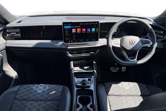 VOLKSWAGEN Tiguan Photo 10