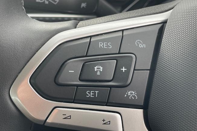 VOLKSWAGEN Polo Photo 16