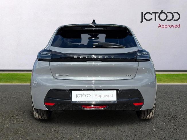 PEUGEOT E-208 Photo 7