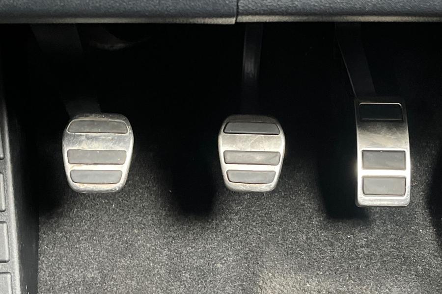Ford Kuga Photo autoimg-aadb26ee5443bd67716b5ba12845461d5cd5e31e.jpg