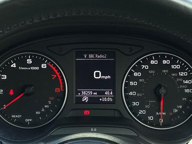 AUDI Q2 Photo 15