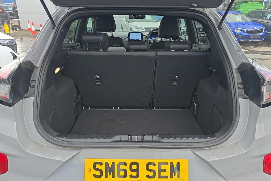 Ford PUMA Photo autoimg-aae3c16844e1d449fd3086bc2076db3fbe91f1bd.jpg