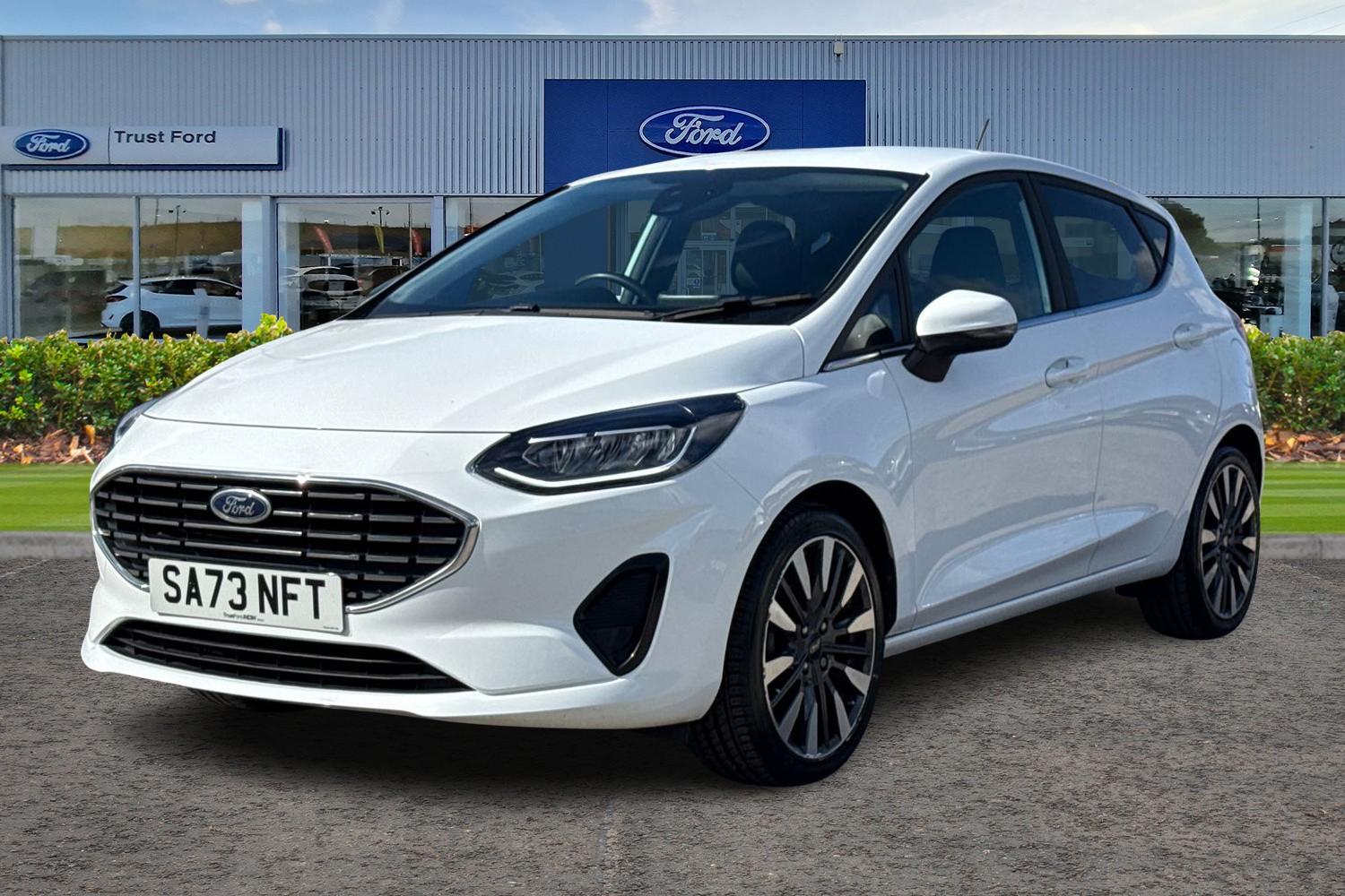 Ford FIESTA Photo 4