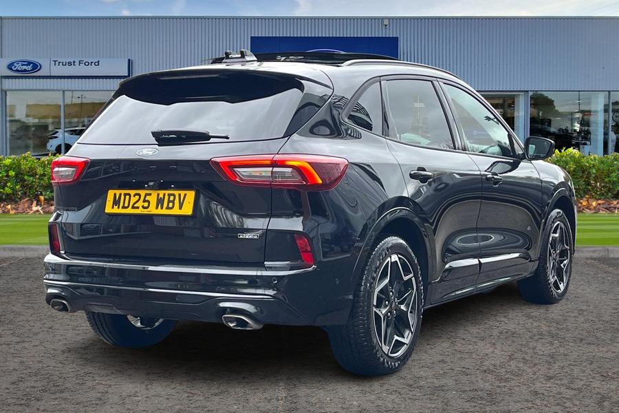 Ford Kuga Photo autoimg-aaed75408eff68386230255a90986f053171e394.jpg