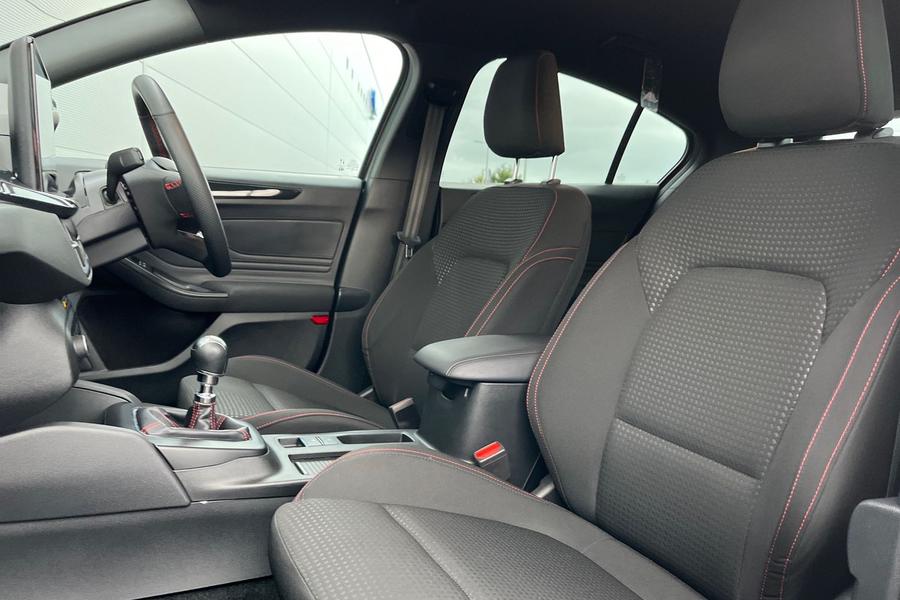 Ford FOCUS Photo autoimg-aaf532e274920c2fda147c2475db9e22370a74bb.jpg