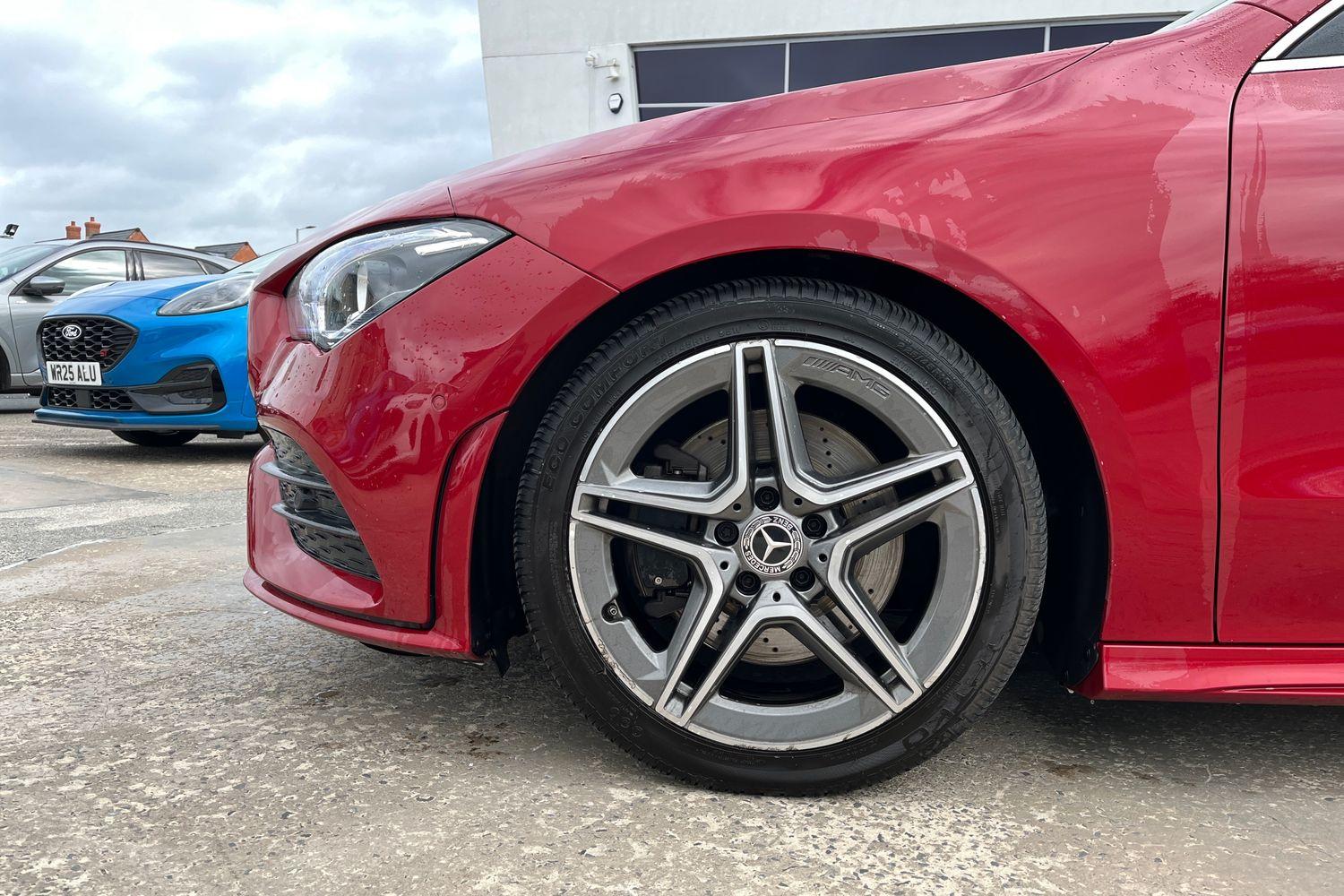Mercedes-Benz CLA Photo 7