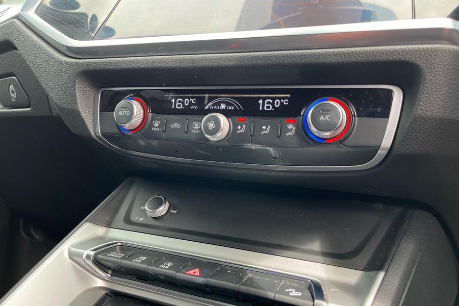 Audi Q3 Photo autoimg-aaf8b595159317f982ce388309912ae372ce5519.jpg