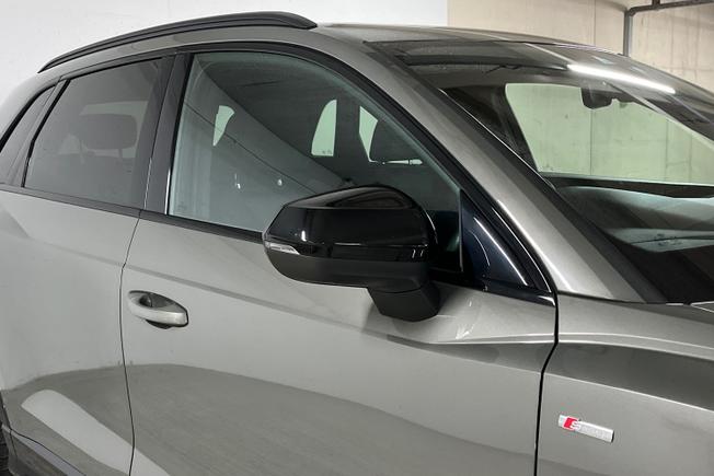AUDI Q3 Photo 20