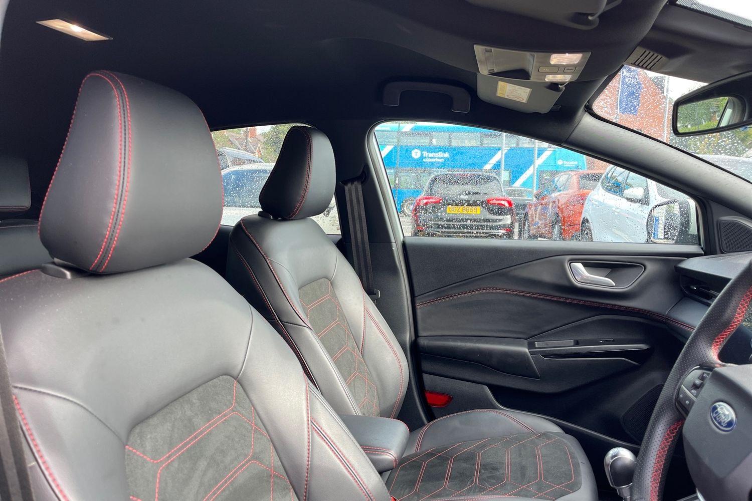 Ford PUMA Photo 16