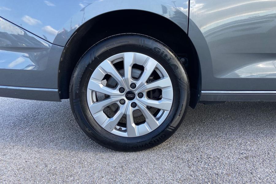 Ford GRAND TOURNEO CONNECT Photo autoimg-aaffe787a4966968e8b6411c57be2f671a7338bf.jpg