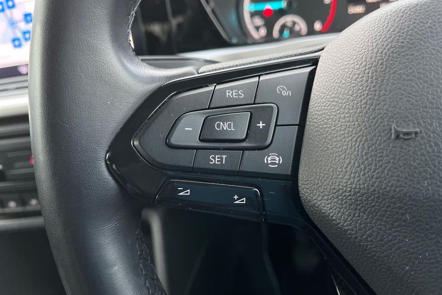 Used Ford Tourneo Connect 25