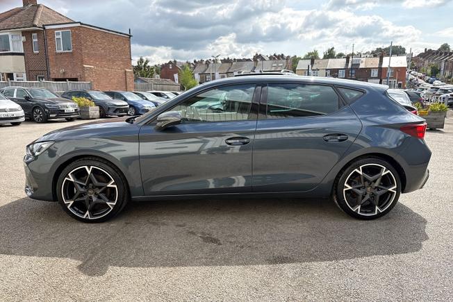 CUPRA Leon Photo 25