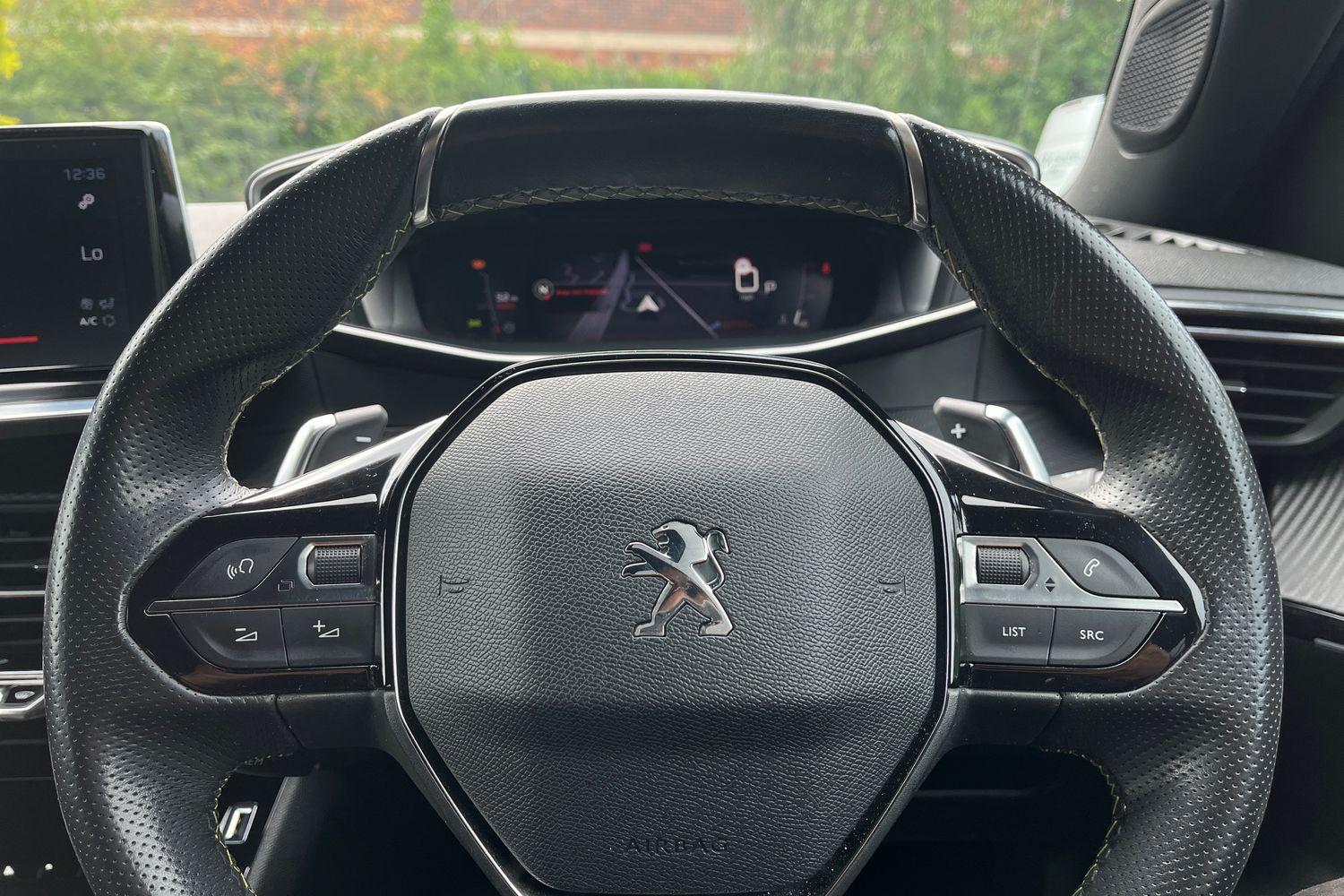 Peugeot 2008 Photo 11