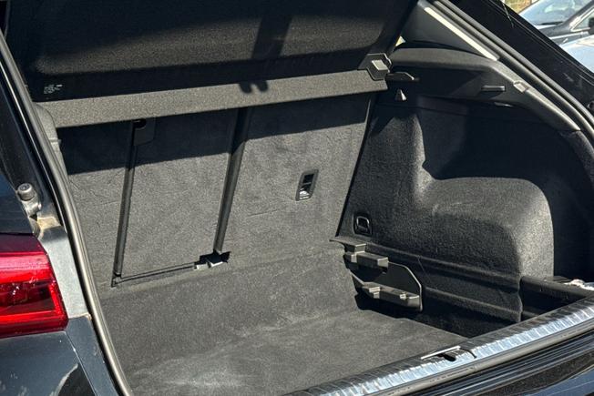 AUDI Q3 Photo 47