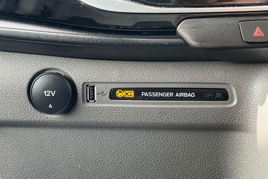 Ford TRANSIT Photo autoimg-ab157fc68466d77c50bcdc6113b5c88d16dea319.jpg