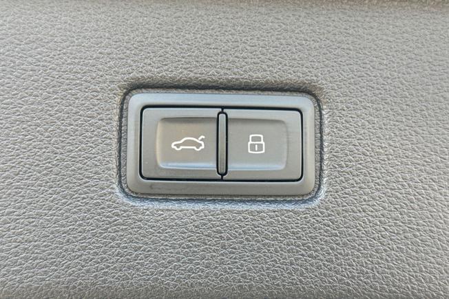 AUDI SQ7 Photo 57