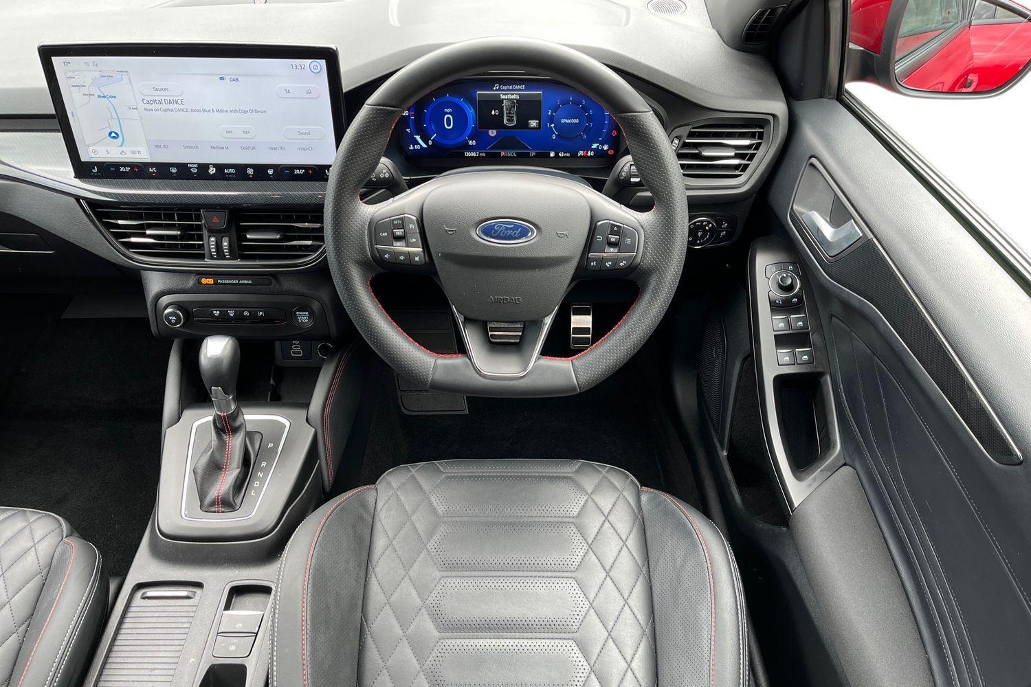 Ford FOCUS Photo 10