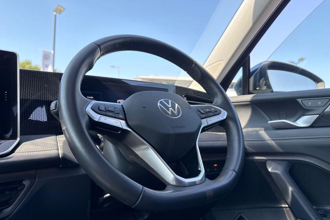 VOLKSWAGEN Tiguan Photo 26