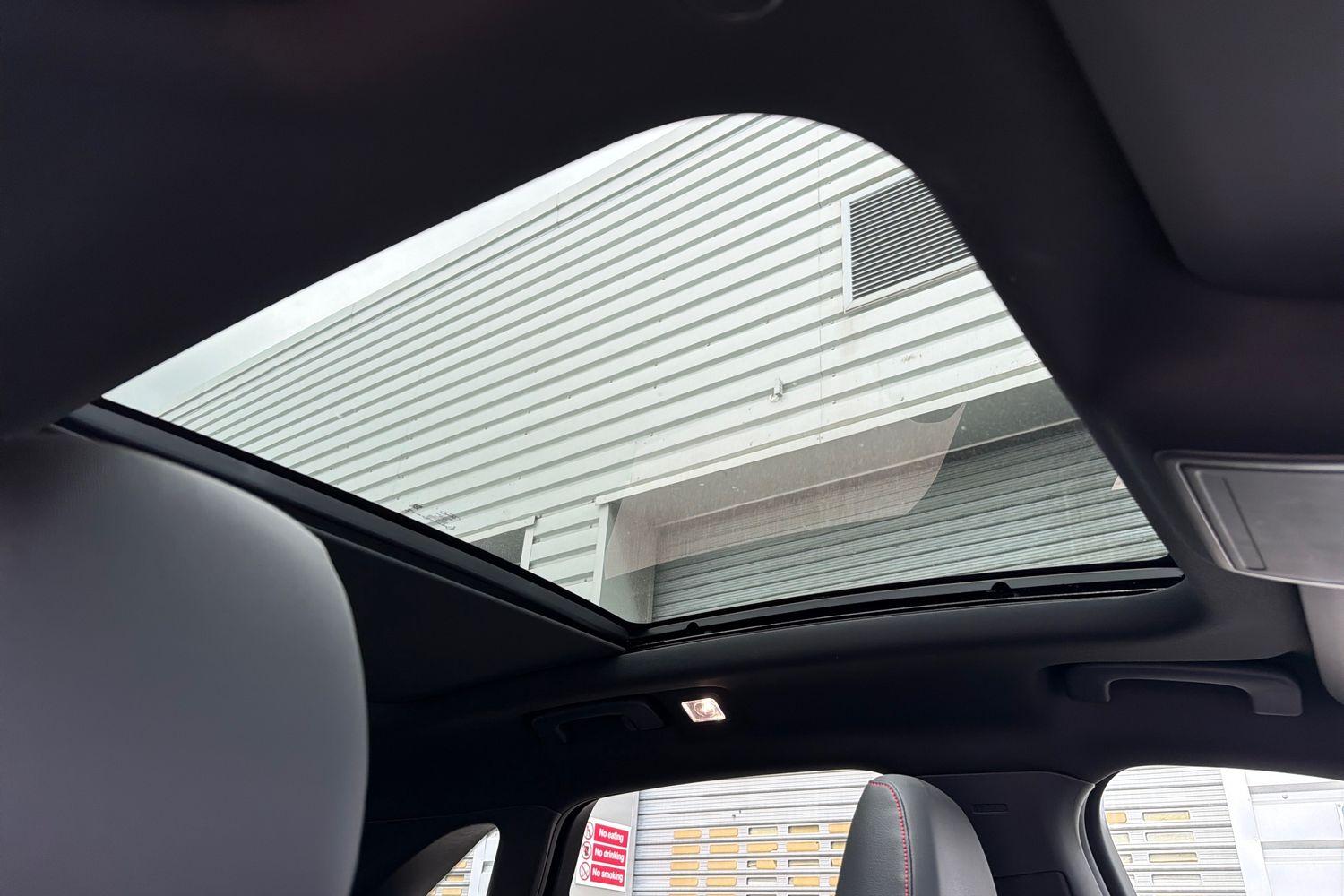 Ford KUGA Photo 33