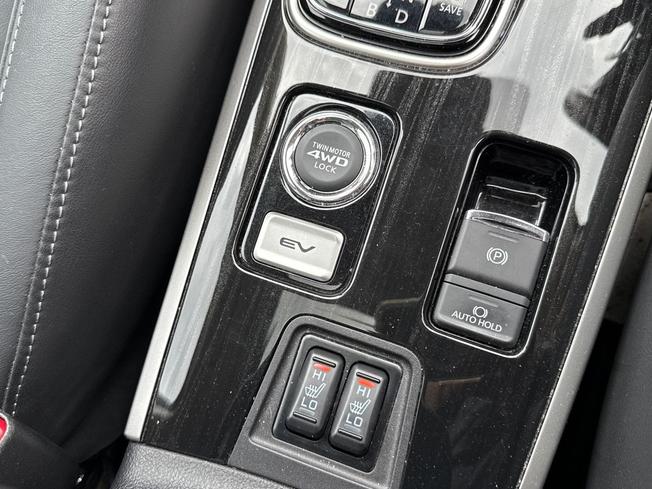 Mitsubishi Outlander Photo 35