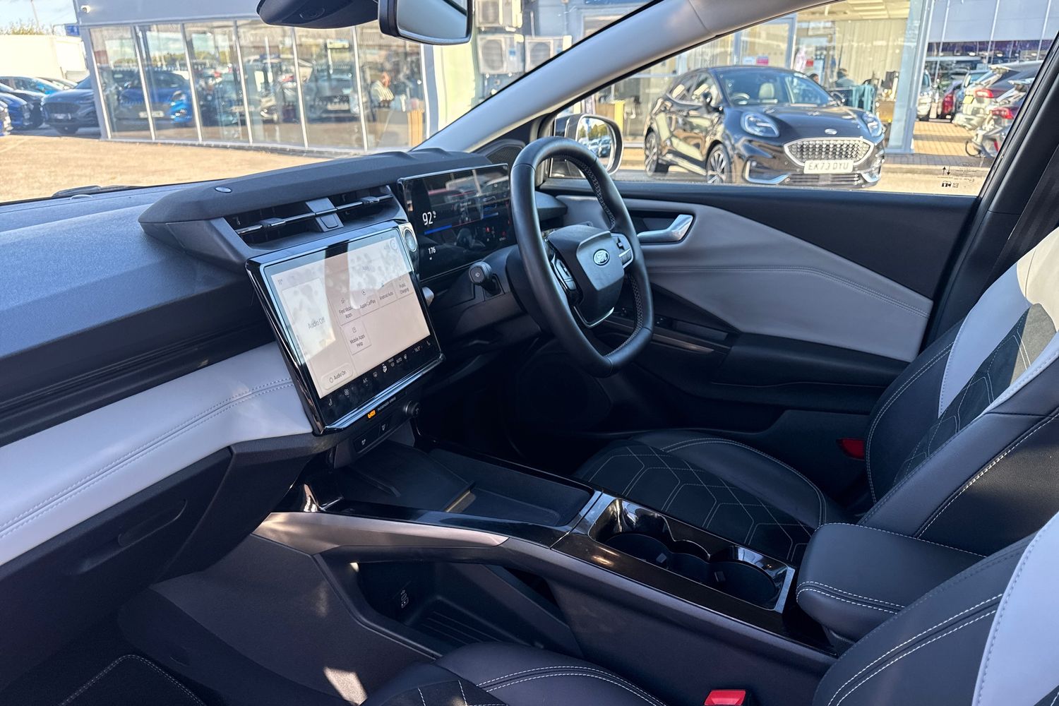 Ford PUMA Photo 17