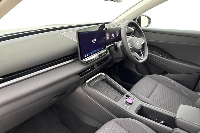 VOLKSWAGEN T-Roc Photo 2