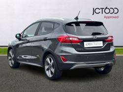 FORD Fiesta Photo 3