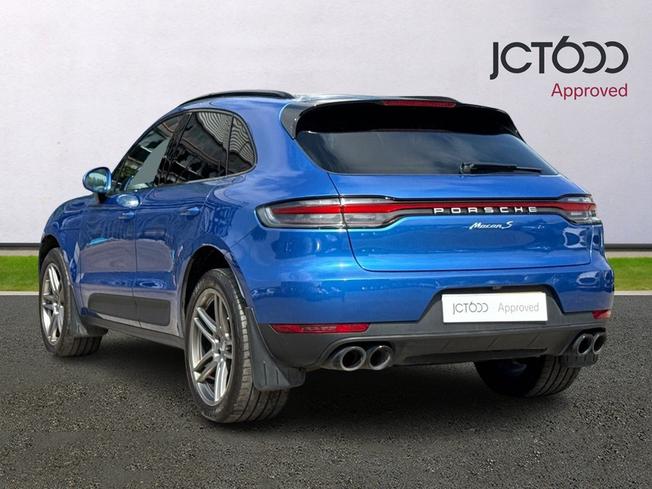 PORSCHE Macan Photo 3