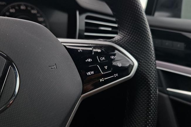 Volkswagen Touareg Photo 17