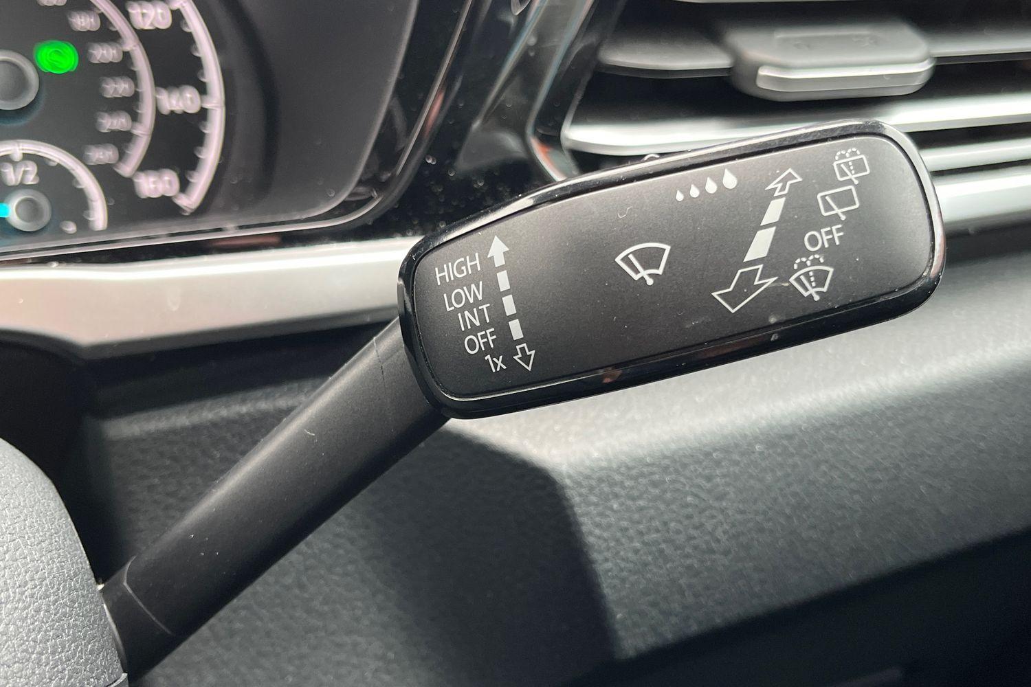 Ford TOURNEO CONNECT Photo 14