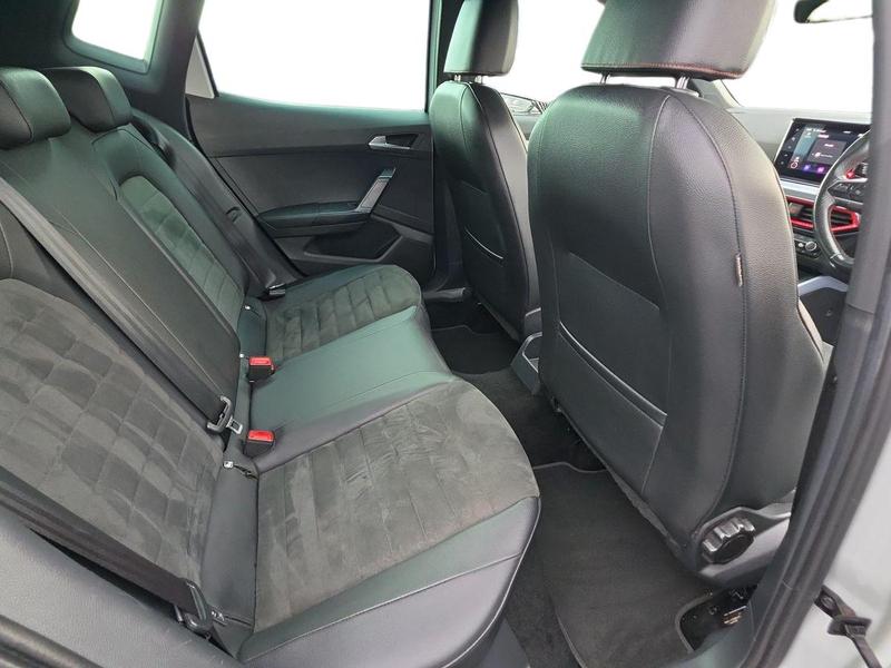 Used SEAT Arona DX73XSR 17