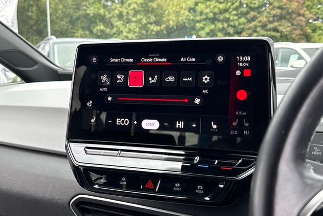 VOLKSWAGEN ID.3 Photo 36