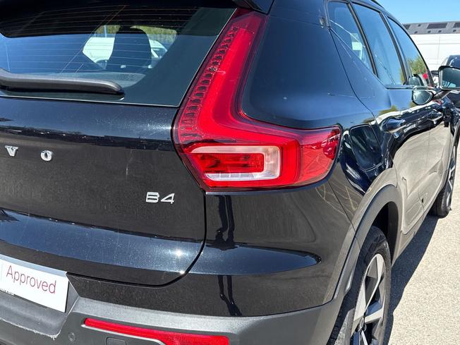 VOLVO Xc40 Photo 18