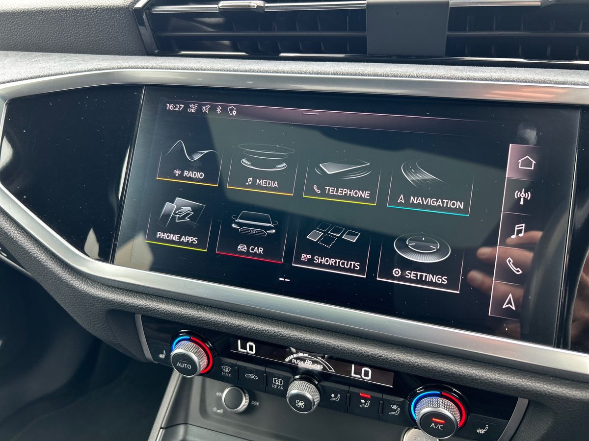 Audi Q3 Photo 39