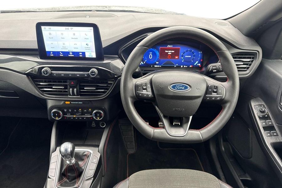 Ford KUGA Photo autoimg-ab42873063867253fc95ba961797fd04f85771a2.jpg