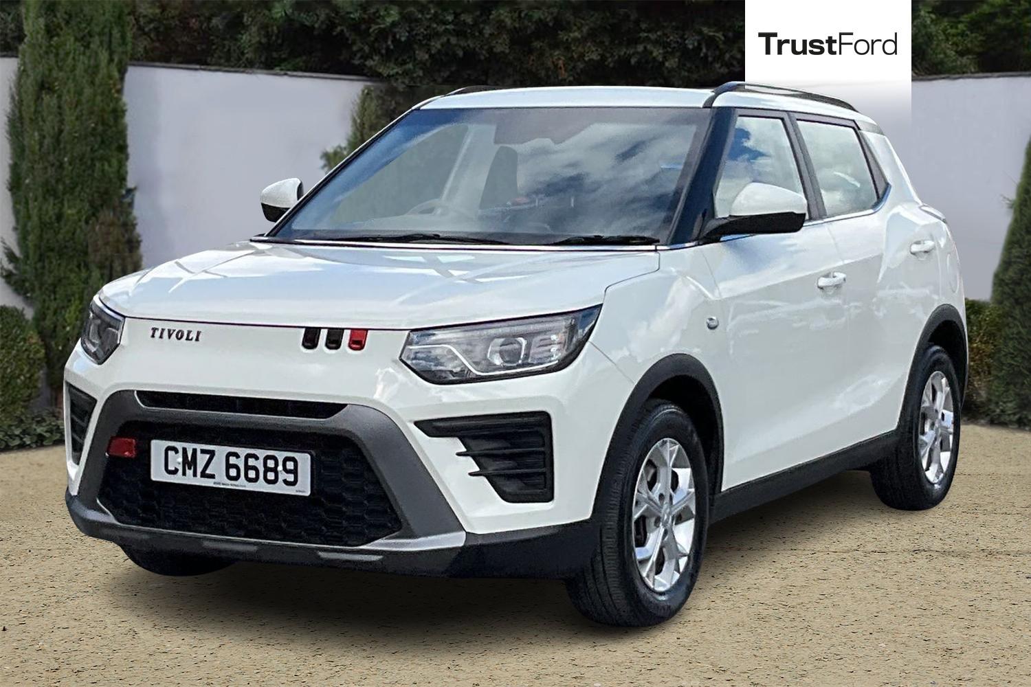 SsangYong TIVOLI Photo 4