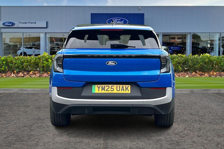 Ford Explorer Photo autoimg-ab4afc50b98214c1197fc5a4a8b50892205f0364.jpg