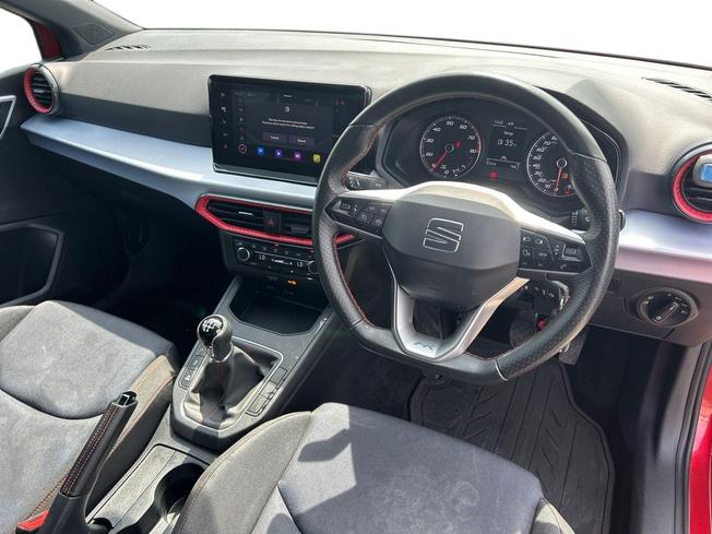 SEAT Ibiza Photo 6