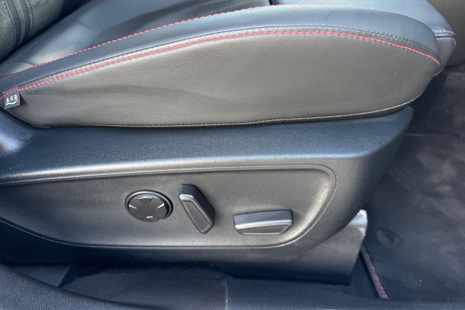 Ford KUGA Photo 35