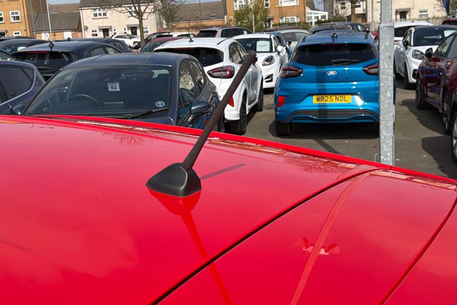 Ford FIESTA Photo autoimg-ab585e0bce5c6ba84e966db290e6d2e8e3015d9d.jpg