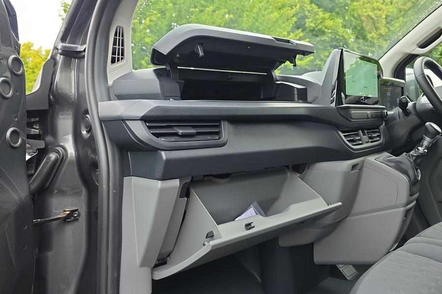 Ford Transit Custom Photo autoimg-ab5dfed0e3007aa7b55dcf2d485d36b47539f979.jpg