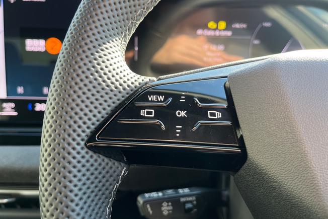 Audi A6 Saloon Photo 16