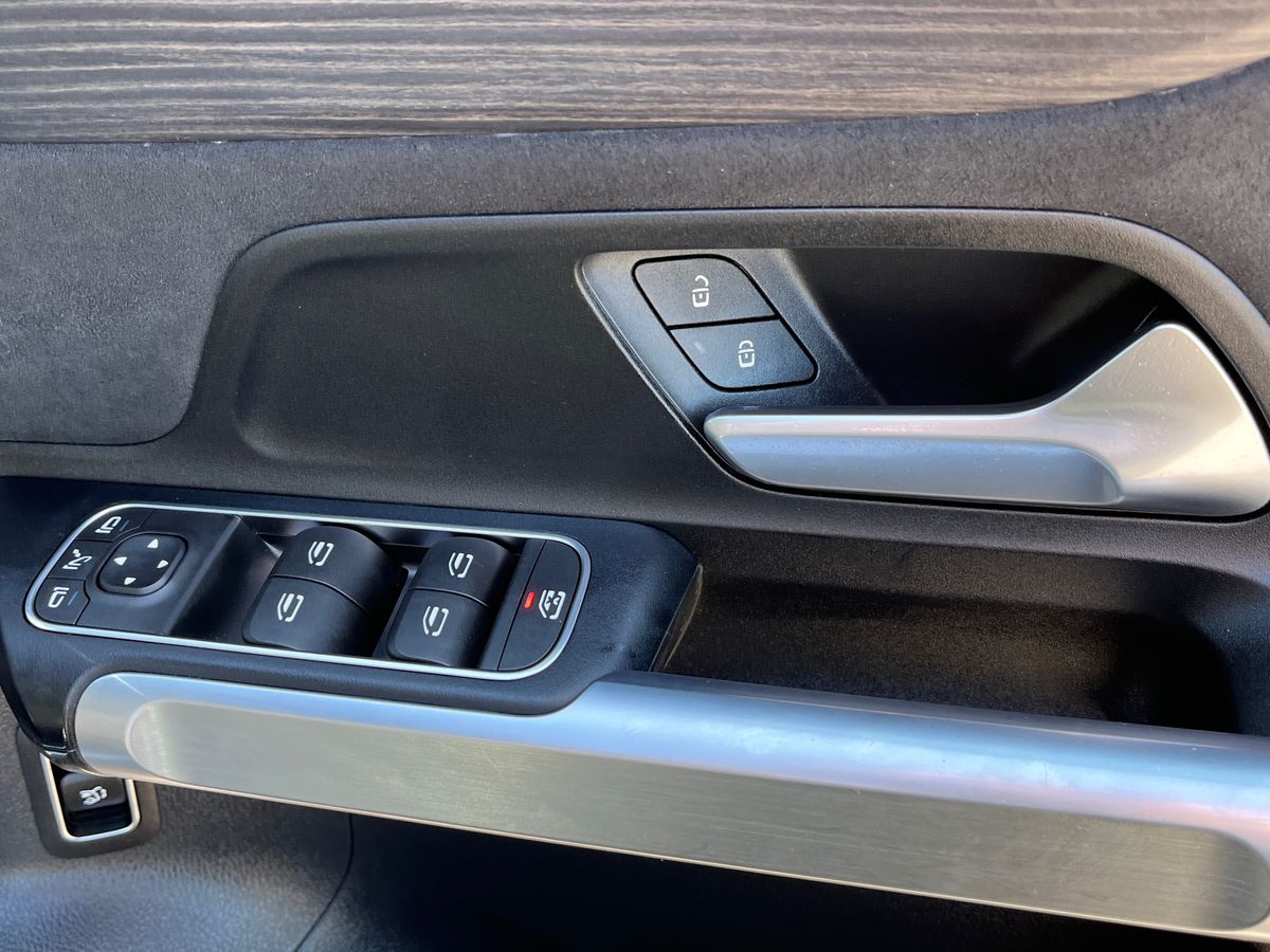 Mercedes-Benz EQB Photo 29