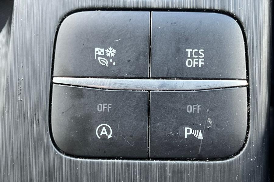Ford FOCUS Photo autoimg-ab664a2a10132772009ce070e00b1c1bf8760eae.jpg