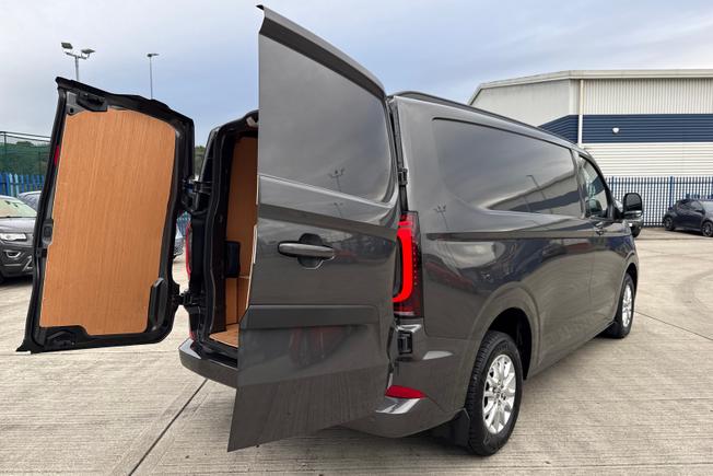 VOLKSWAGEN Transporter Photo 30